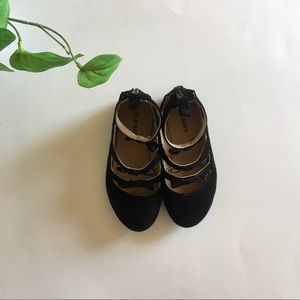 🚛 Moving sale 🚛 Black suede girls dress shoes